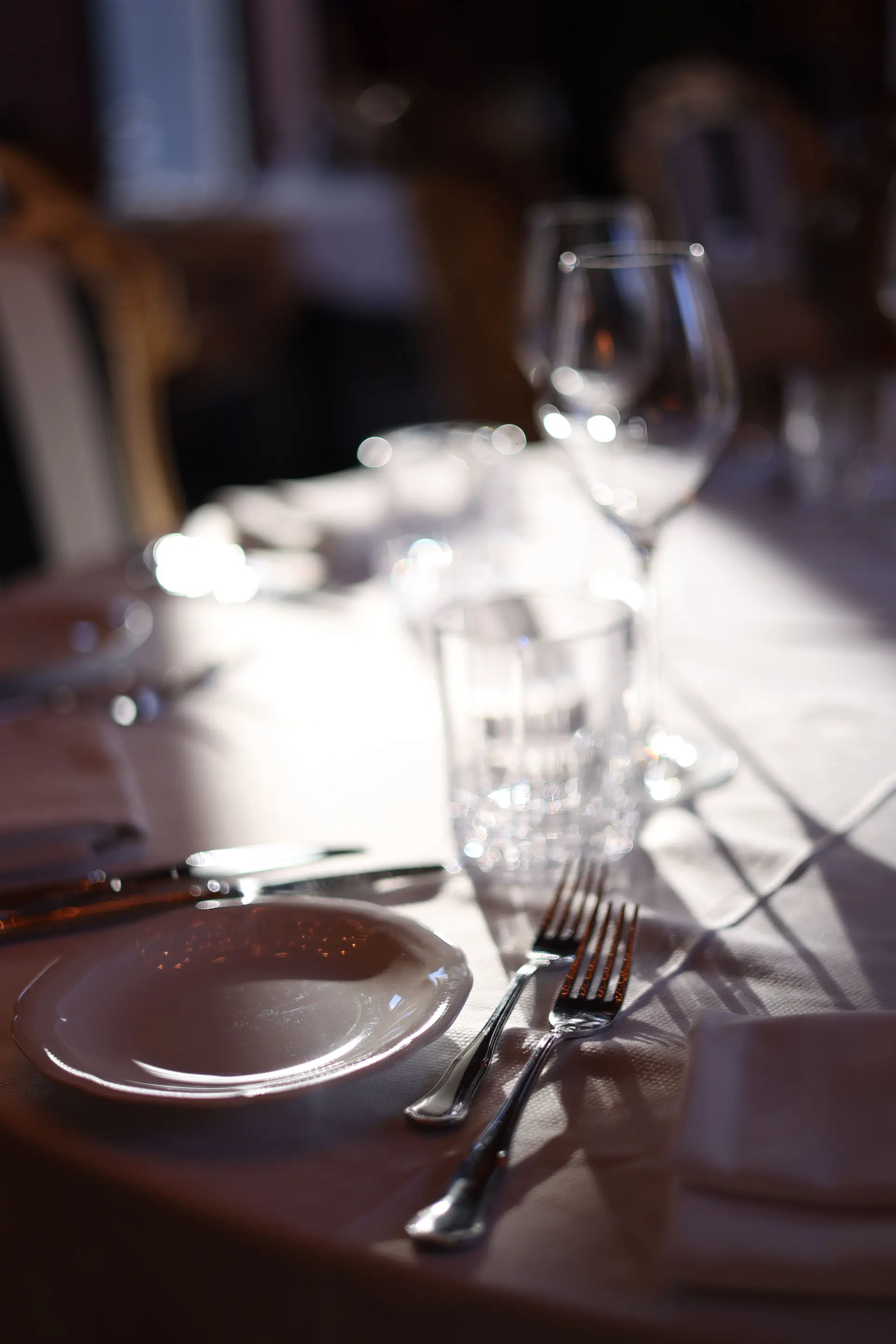 Soft lit table setup